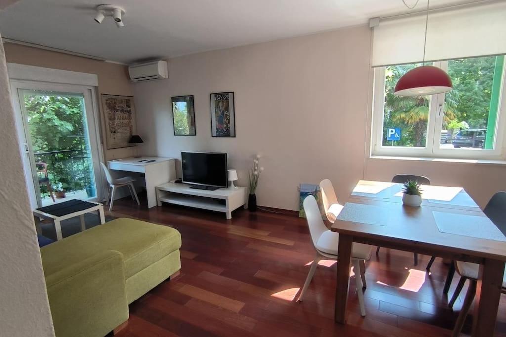 Apartman Sonja Lovran Exteriör bild